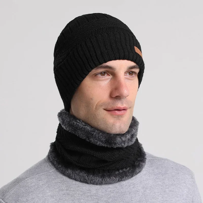 2024 New Winter sciarpa da uomo cappello lavorato a maglia Set maschera berretti caldi cappelli spessi in velluto uomo Skullies berretti donna Cap