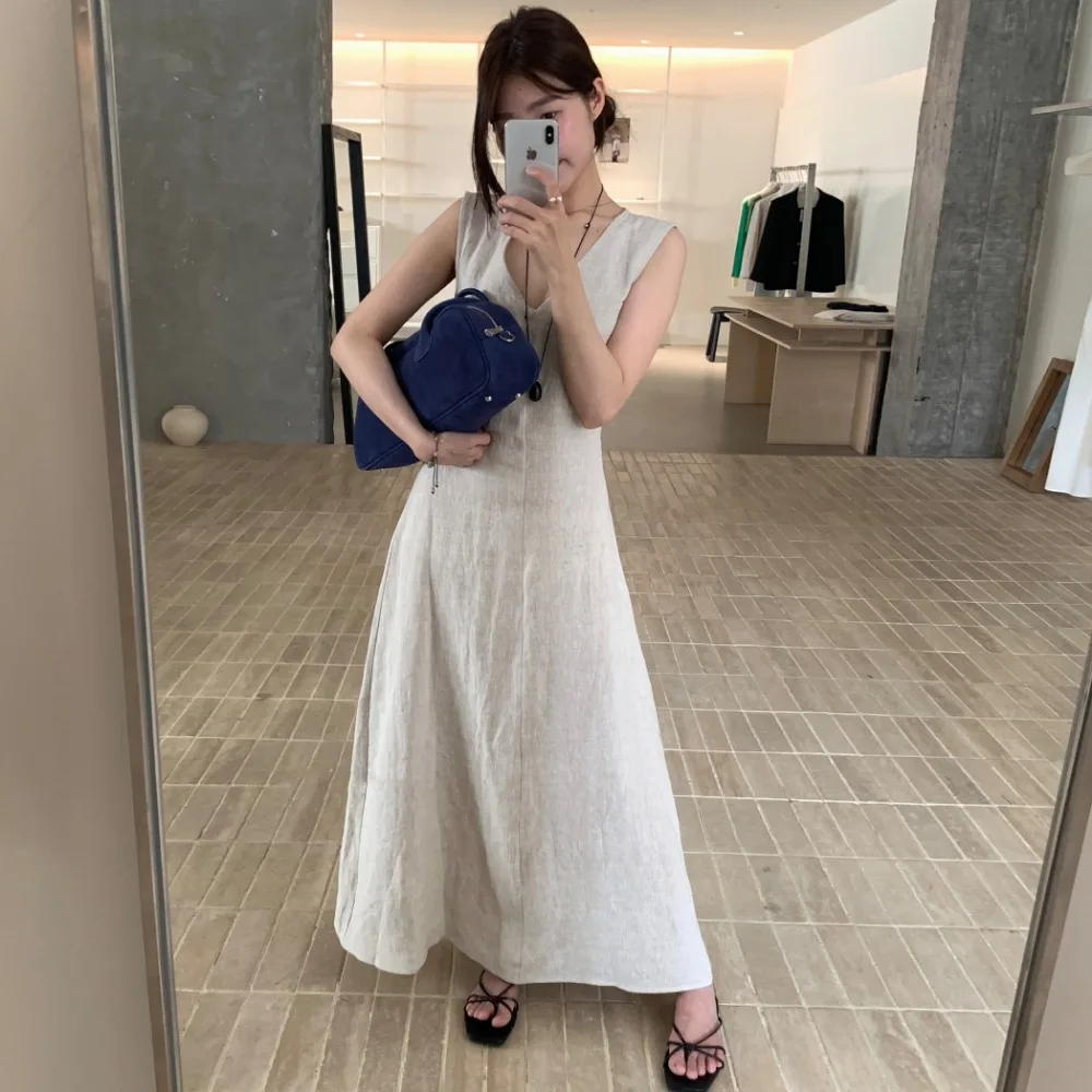 Abito lungo senza maniche senza maniche in lino di cotone Abito estivo da donna con scollo a V Fasciatura Vacanza Midi Vestito estivo Donna femminile 2025