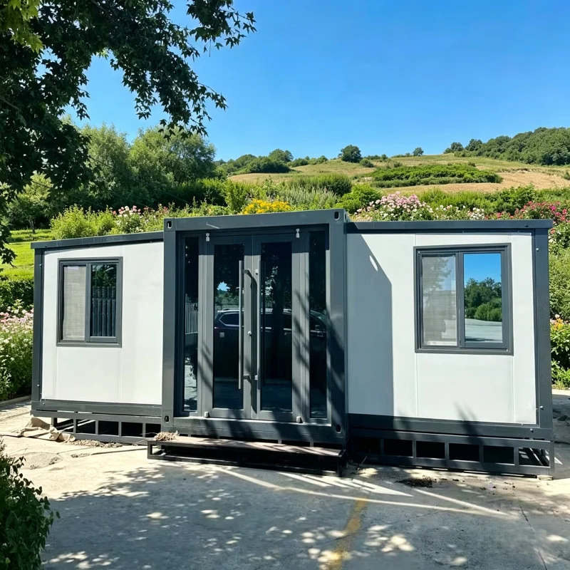 20ft 40ft Expandable Container House Luxury Prefab Home Waterproof With 2 3 4 Bedrooms For Villa Vacation And Residential Use