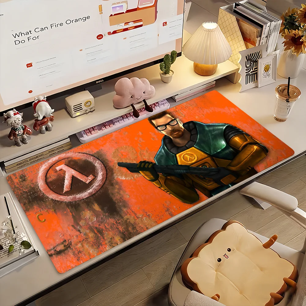 

Vedio Game H-Half-Life Mouse Pad Non-slip Rubber Computer Mat Gamer Balance Decoracion Deskmat Laptop Office Large