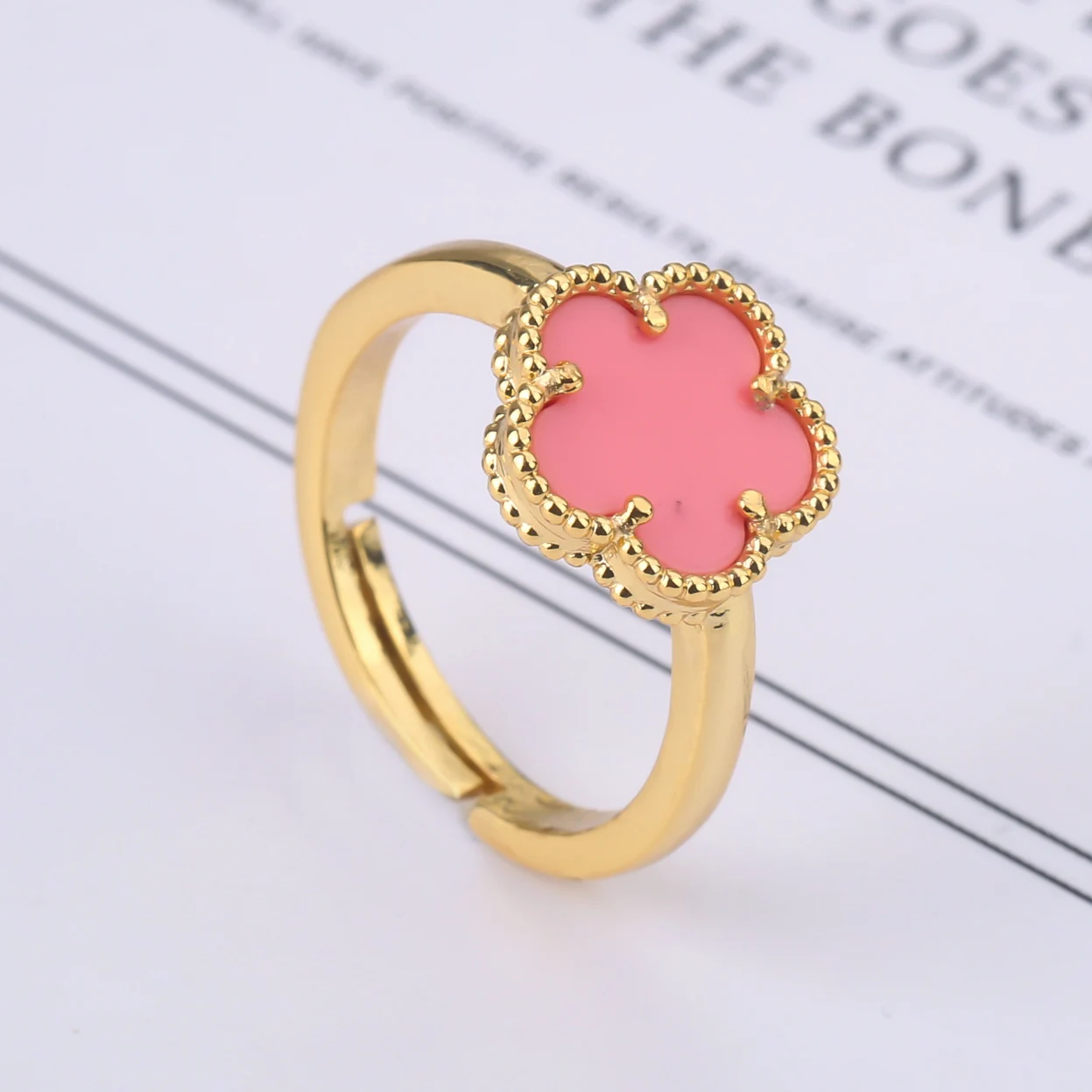 9 Colors Adjustable Shell Stone Five Leaf Flower Ring Cute Hot Selling High Quality Women\'s Jewelry Gold Plated Exquisite Clover