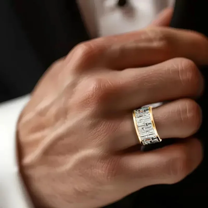 Four sided mesh pattern inlaid with zircon, two tone minimalist ring for elegant, fashionable, and personalized jewelry