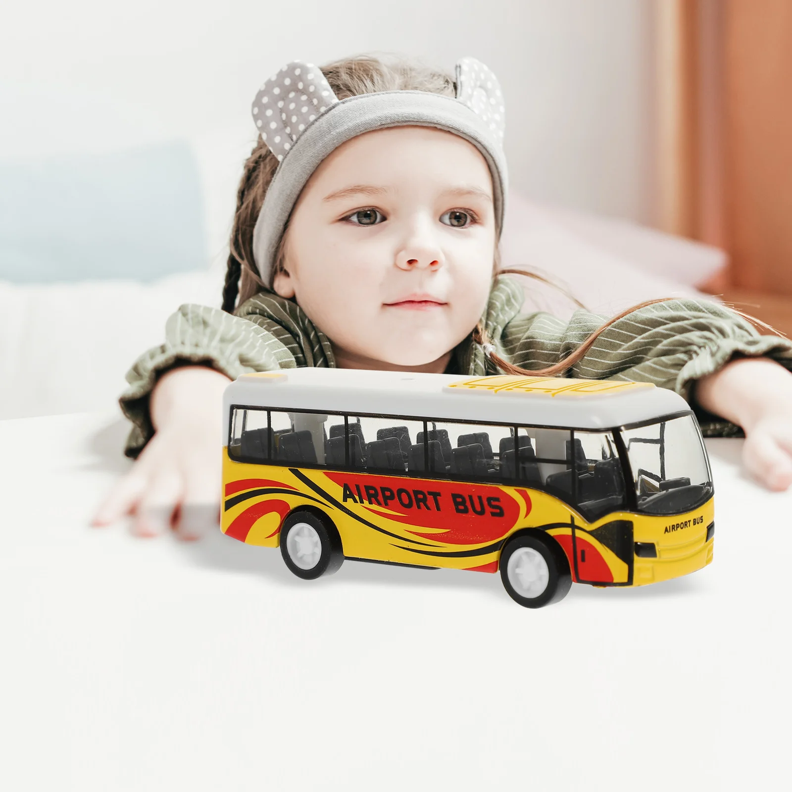 Toys Pull Back Bus Model Movable Car Educational Simulated Inertia Realistic for Kids Lifelike Yellow Child