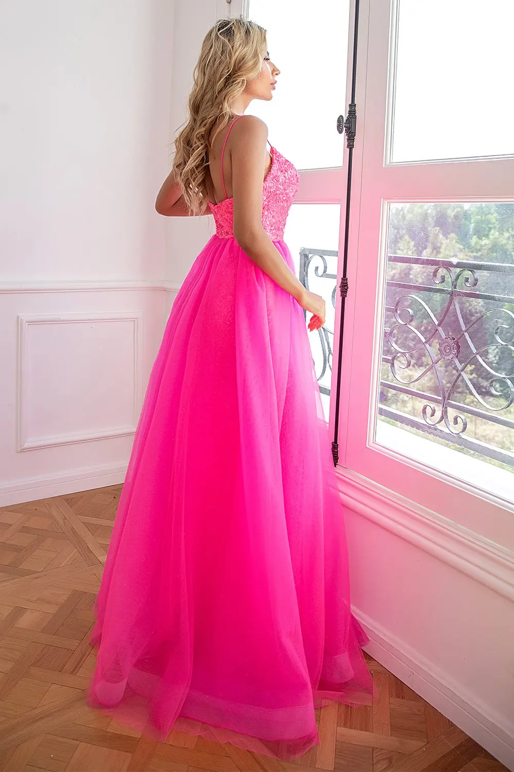 Fuchsia Spaghetti Straps Sequins Tulle Bridesmaid Dresses with Split Front Sleeveless Wedding Party Dress Ruched robes de soirée