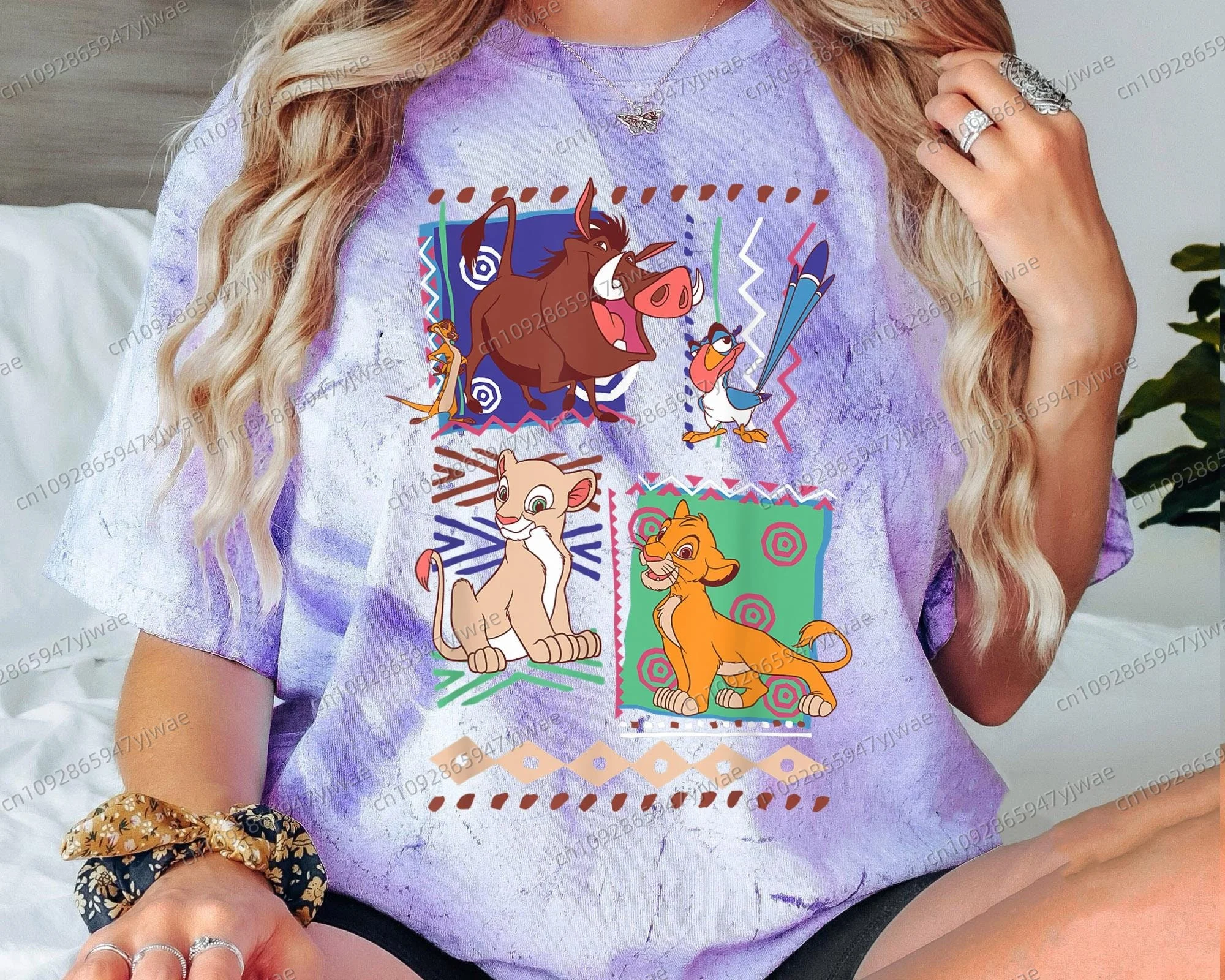 

Retro 90s Simba Timon Pumbaa Graphic Women's Short Sleeve Casual T-shirt The Lion King Tee Animal Kingdom Family Trip T-shirt