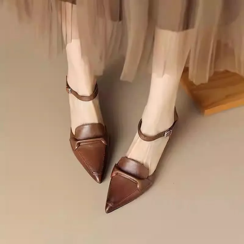 Scarpe eleganti da donna Sexy a punta 2024 autunno nuove décolleté da donna con Design a cintura con una sola parola moda Casual pendolarismo ragazza tacchi alti