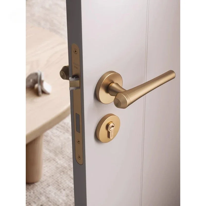ล็อคประตูห้องนอนในครัวเรือนทองแดงเงียบทั้งหมด
