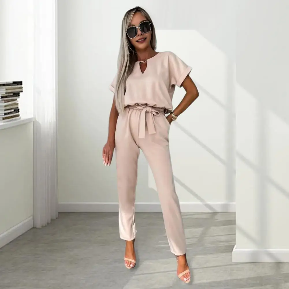 

Women One-piece Outfit Elegant V-neck Lace-up Jumpsuit with Slim Waist Pleated Side Pockets for Ol Commute Chic Style Women