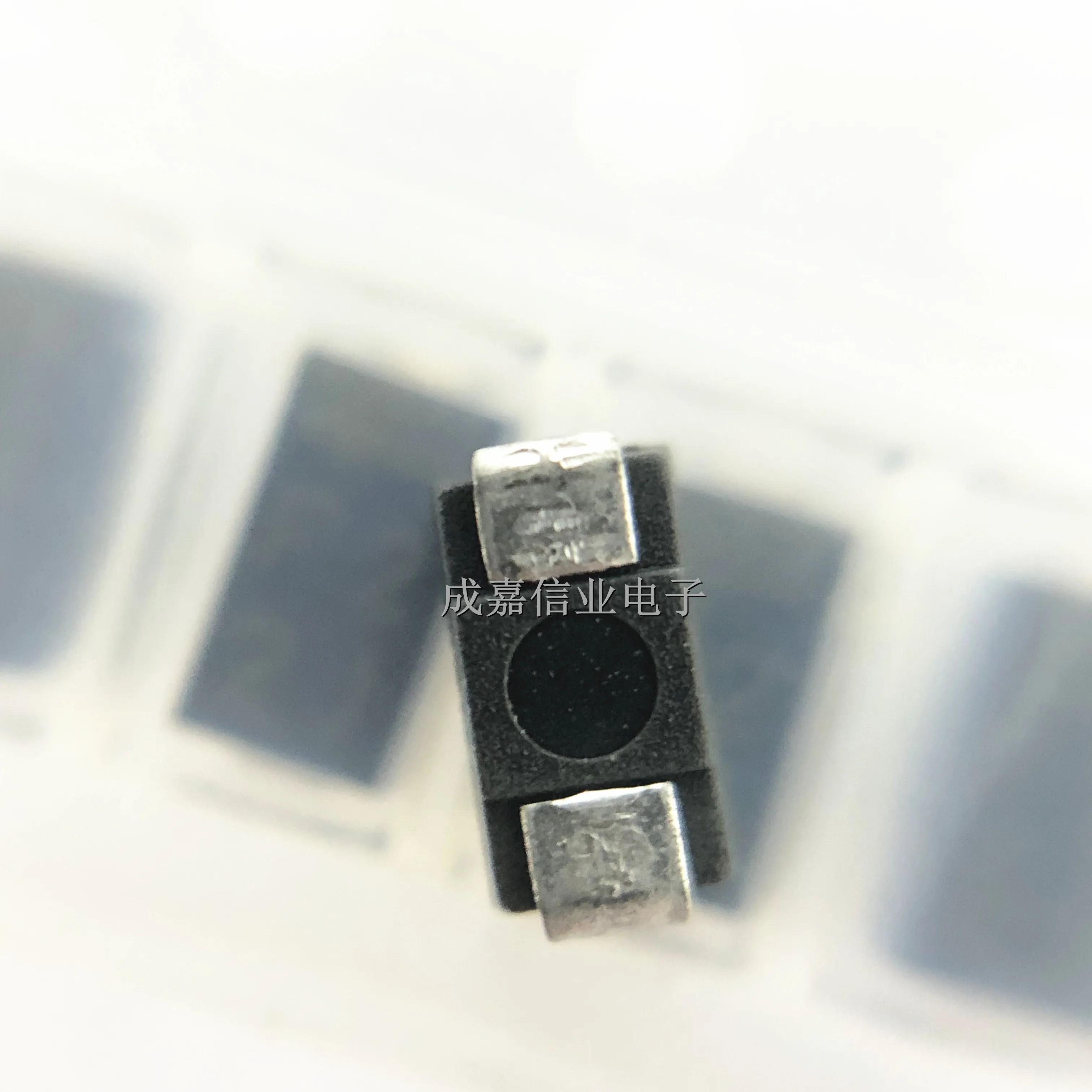 10pcs/Lot EC11FS2-TE12L DO-214AA SMB MARKING;F2 Fast Recovery Diode (FRD) 1.57A 200V  Operating Temperature;-40C - +150C