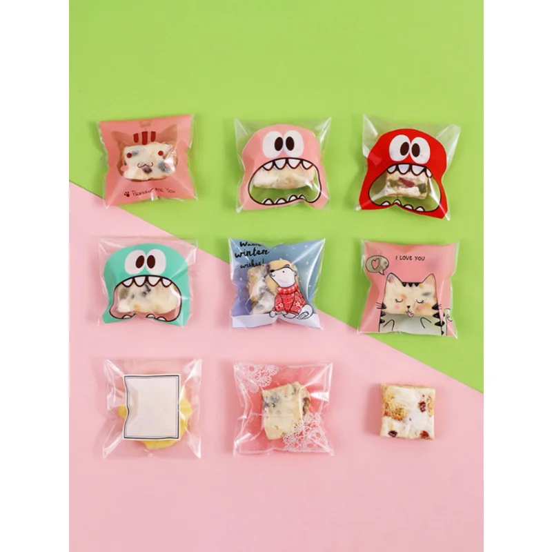 100pcs Cartoon Graphic Random Packaging Bag