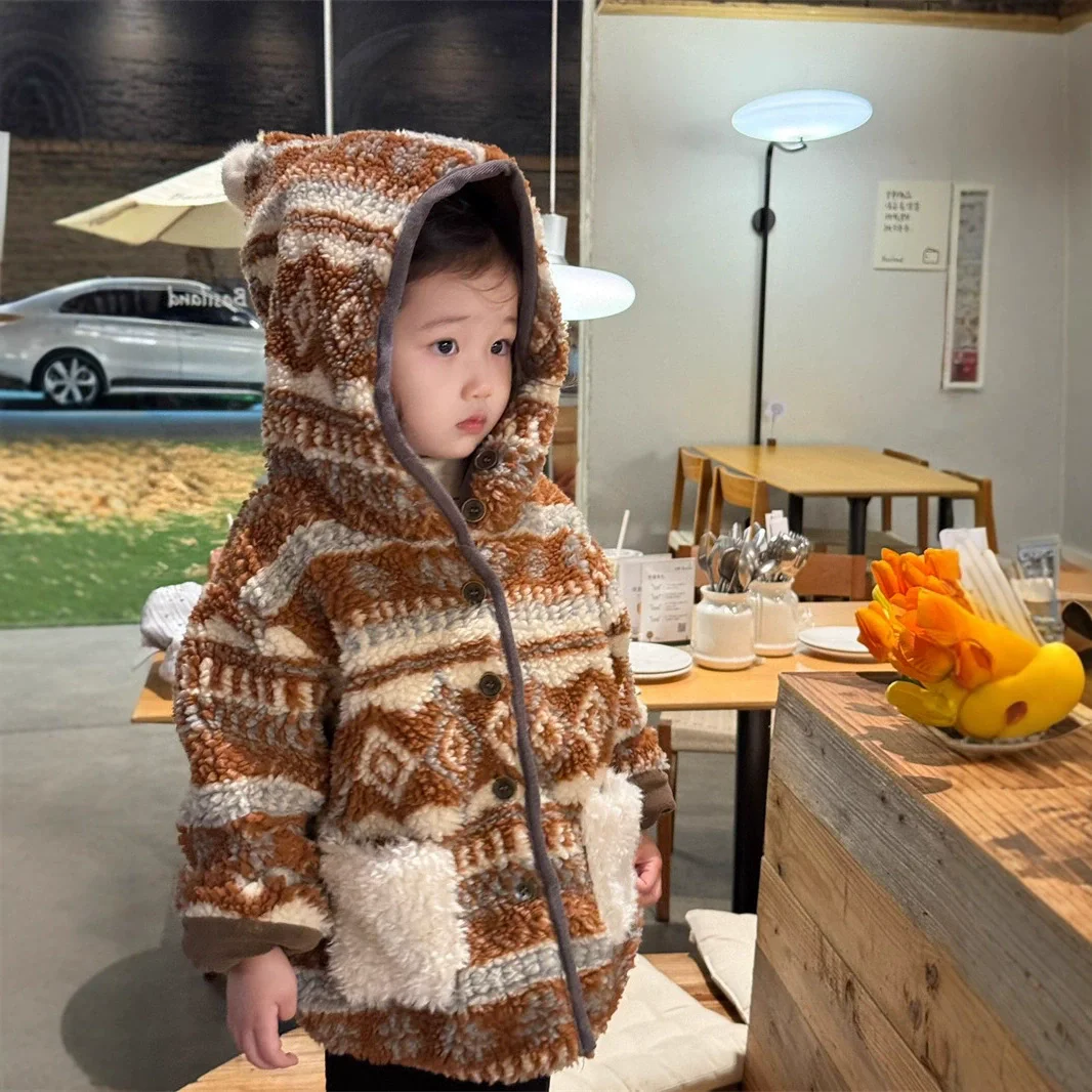 الأطفال فتاة خروف المخملية سترة الشتاء سميكة الأطفال أعلى الخريف والشتاء الطفل زائد زغب سترة طفل وسيم الشتاء
