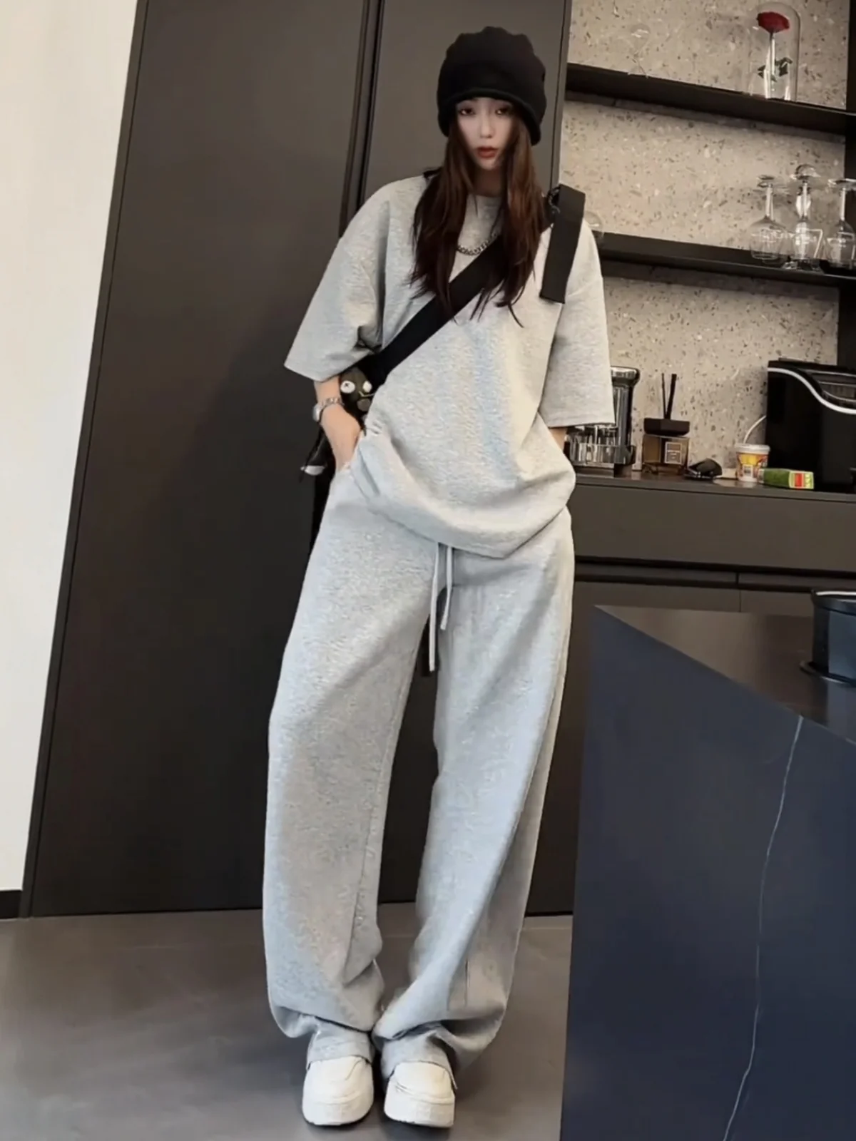 Summer Thin Rayon Casual Sports Suit Men Women  Color round Neck Short Sleeve Long Pants Two Piece Set Couple Outfit