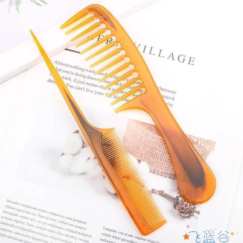 

Large Toothed Horn Comb for Hair Cutting And Massage Anti-Static Home Use Hairdressing Tool Continuous Use Hair Brush