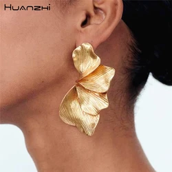 HUANZHI 2024 New Irregular Metal Flower Earring for Women Statement Large Vintage Jewelry for women Holiday Party Gifts