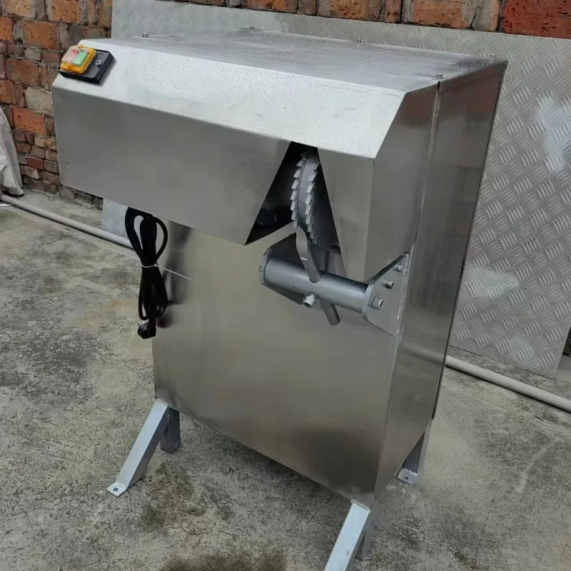 

Commercial Coconut Husk Removing Peeling Machine Coconut Sheller Machine