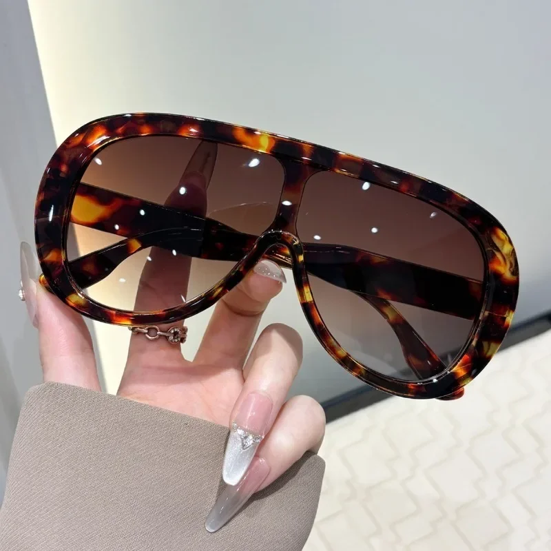 Retro Large Frame Square Men Sunglasses Fashion Women Yellow Blue High-end Shades UV400 Sun Glasses view 4