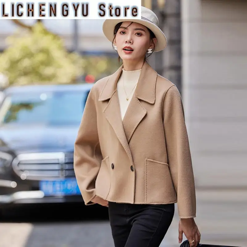 Cappotto corto da donna in stile straniero autunno e inverno nuova versione coreana Top in pile sottile versatile per il corpo piccolo