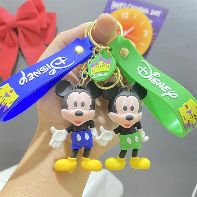 Nowy silikonowy brelok do kluczy z Myszki Miki i Minnie, zawieszka do torby, breloczek do kluczy dla kobiet i mężczyzn, brelok do kluczy samochodowych, zawieszka z lalką z PVC, mały prezent.
