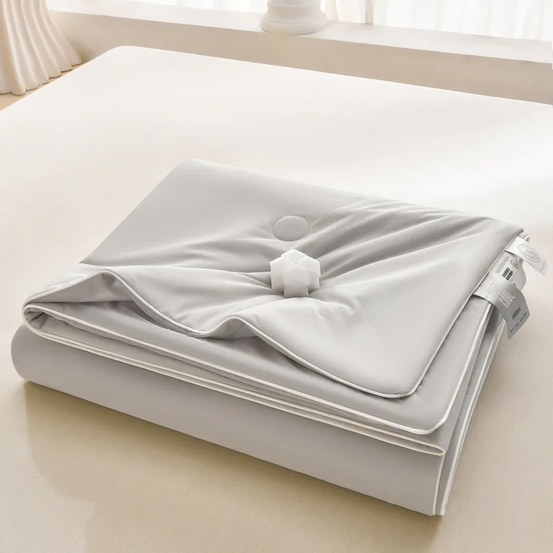 Ice Silk Summer Cooling Quilt, Washable Ice Cream Air Conditioner Blanket, Lightweight Thin Comforter for Bed