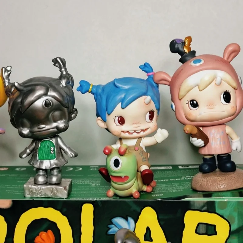 POP MART POLAR Série Chemin du Forêt Enchantée Boîte Mystère - Figurines Jouets Mystères Décoration Maison Ornement de Bureau Authentique à Collectionner