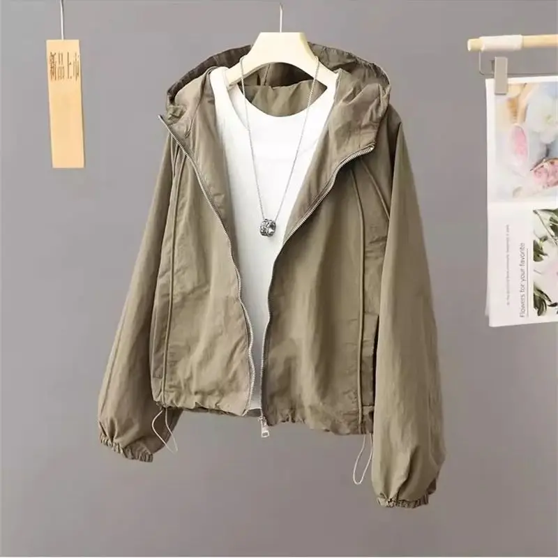 Spring and Autumn New Windproof Hooded Short Coat Casual Age Reducing Loose Windbreaker Women\'s Jacket White Rush Coat Trend S77