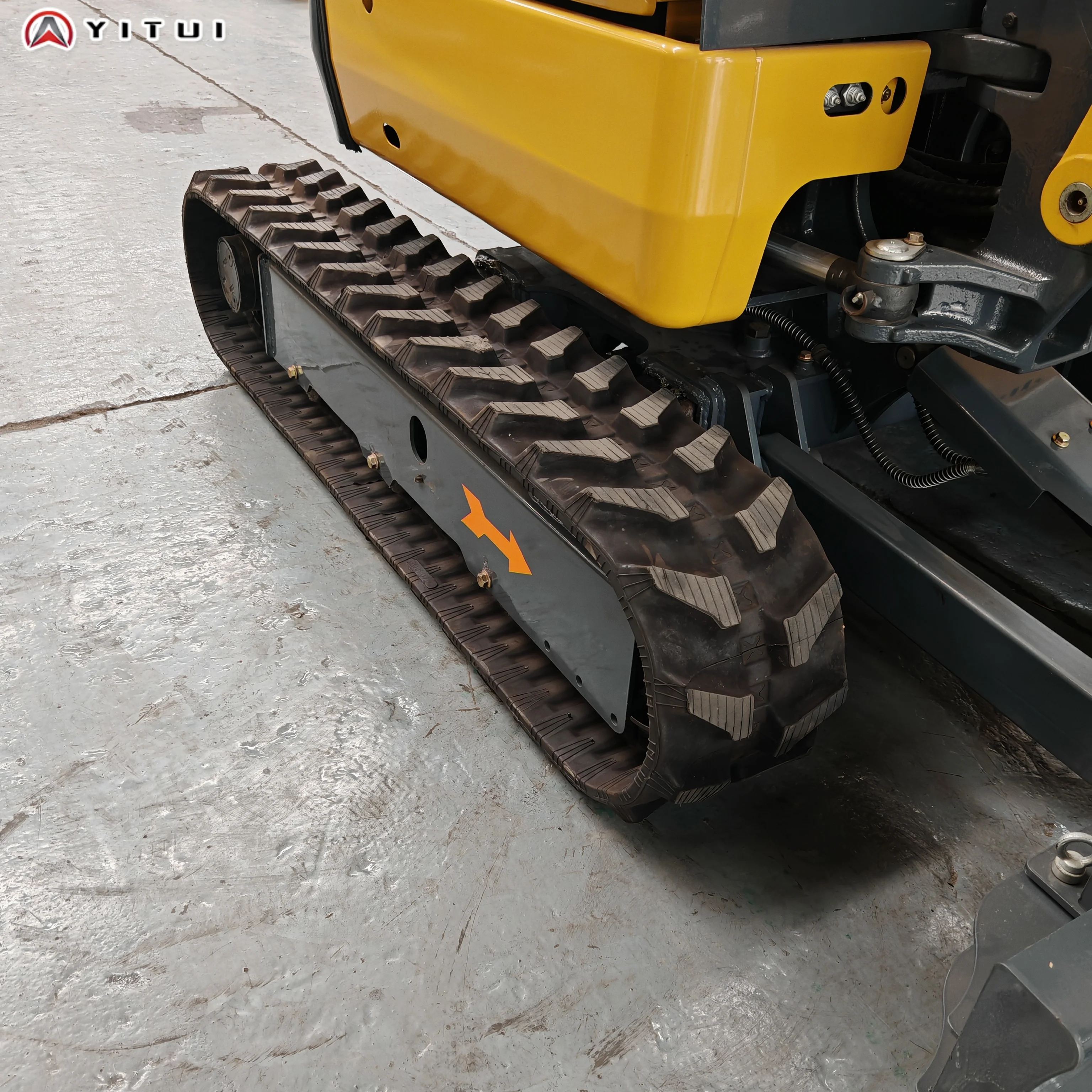 Il mini escavatore caldo da 2 tonnellate può essere dotato di una cabina chiusa e supporta la consegna rapida personalizzata di mini escavatore