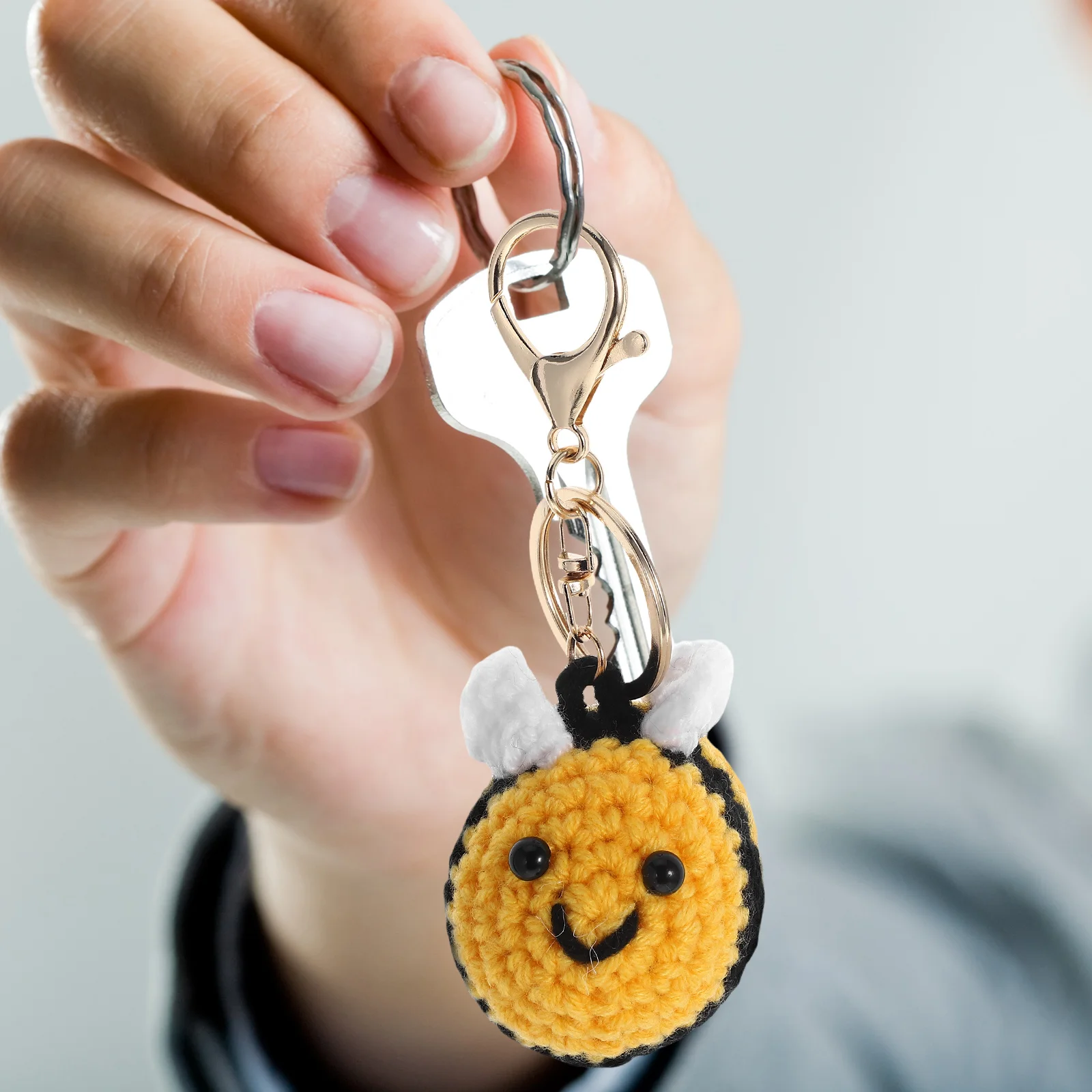 

Honeybee Shaped Ring Animal Ornament For Bag Car Party Favorbee Keyrings Handmade Theme Charm Key Pendant