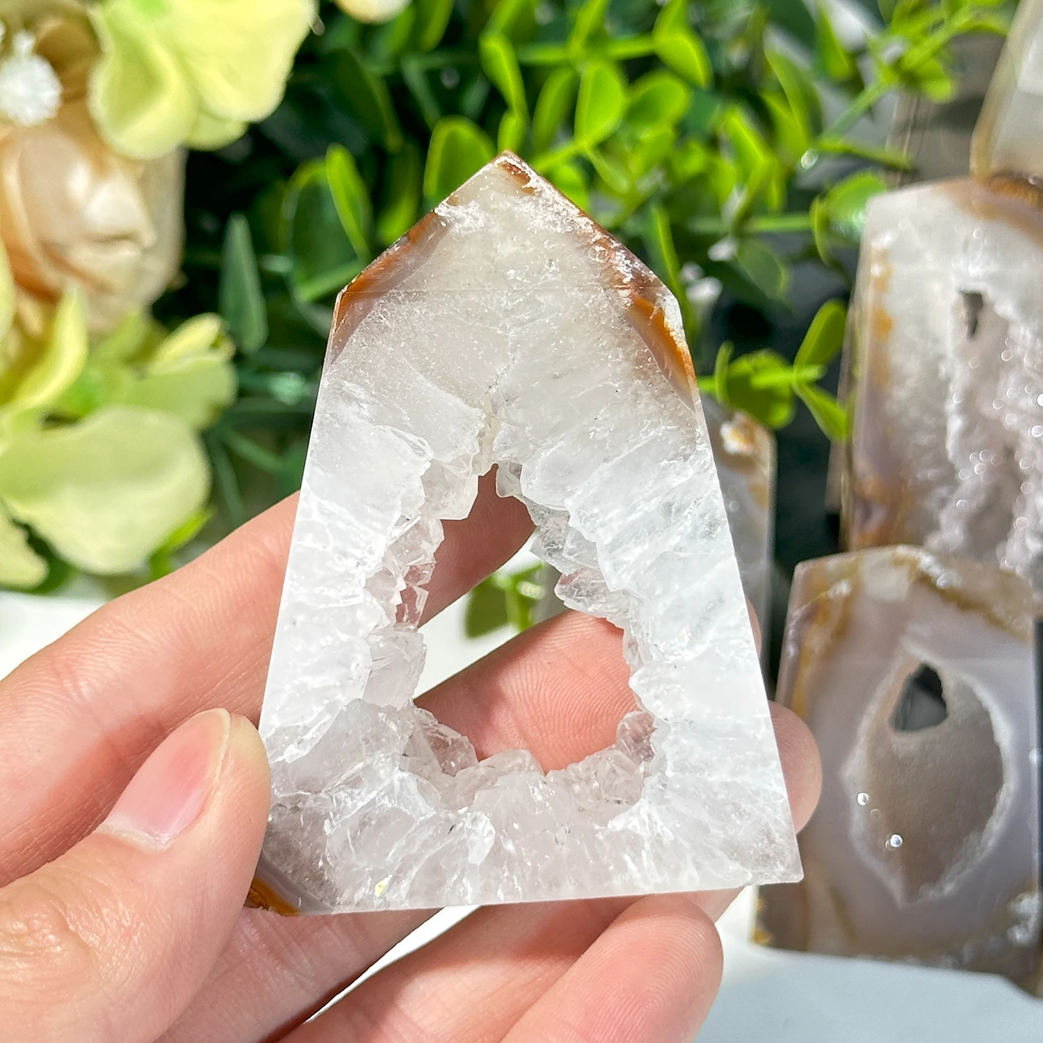 1 قطعة العقيق الطبيعي الجيود كريستال برج الديكور ، مجوهرات الأحجار الكريمة ، بريق شفاء كريستال ، هدية عيد ميلاد ، النساء هدية