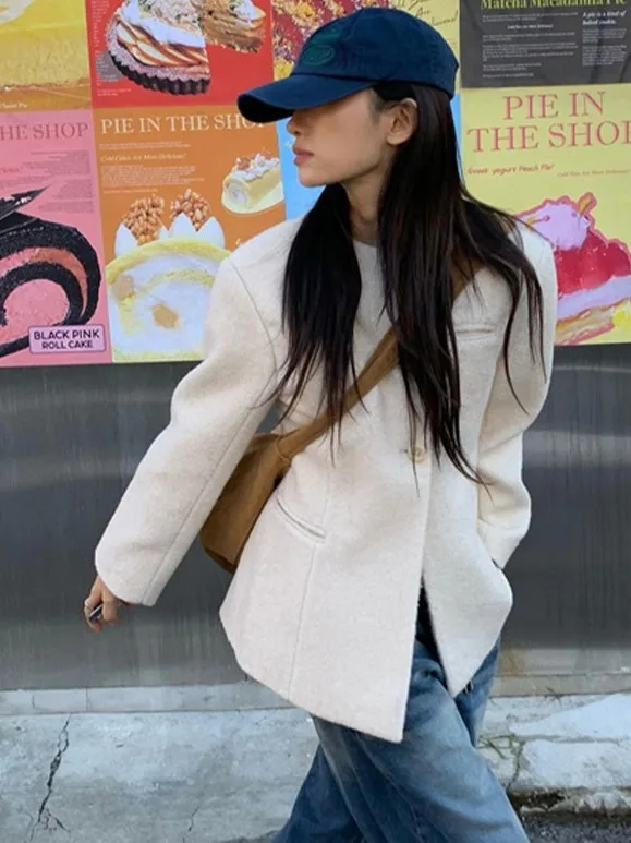 เสื้อโค้ทขนสัตว์ผู้หญิง ทรงกลม กระดุมเดี่ยว สำหรับฤดูใบไม้ร่วงและฤดูหนาว สไตล์เกาหลี ใหม่ ดีไซน์เรียบหรู ทรงเข้ารูป ให้ความรู้สึกหรูหรา