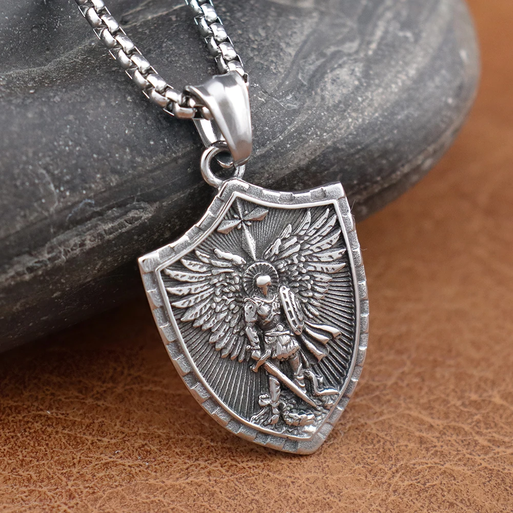 Vintage Saint Angel Shield Necklace Stainless Steel Men Pendant Necklace Classic Archangel Belief Amulet Jewelry Gift Wholesale