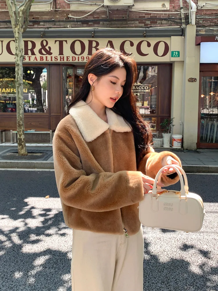 2024 Color blocking all wool fur one piece lamb fur grass jacket for women's Korean version sheep cut wool winter short jacket n