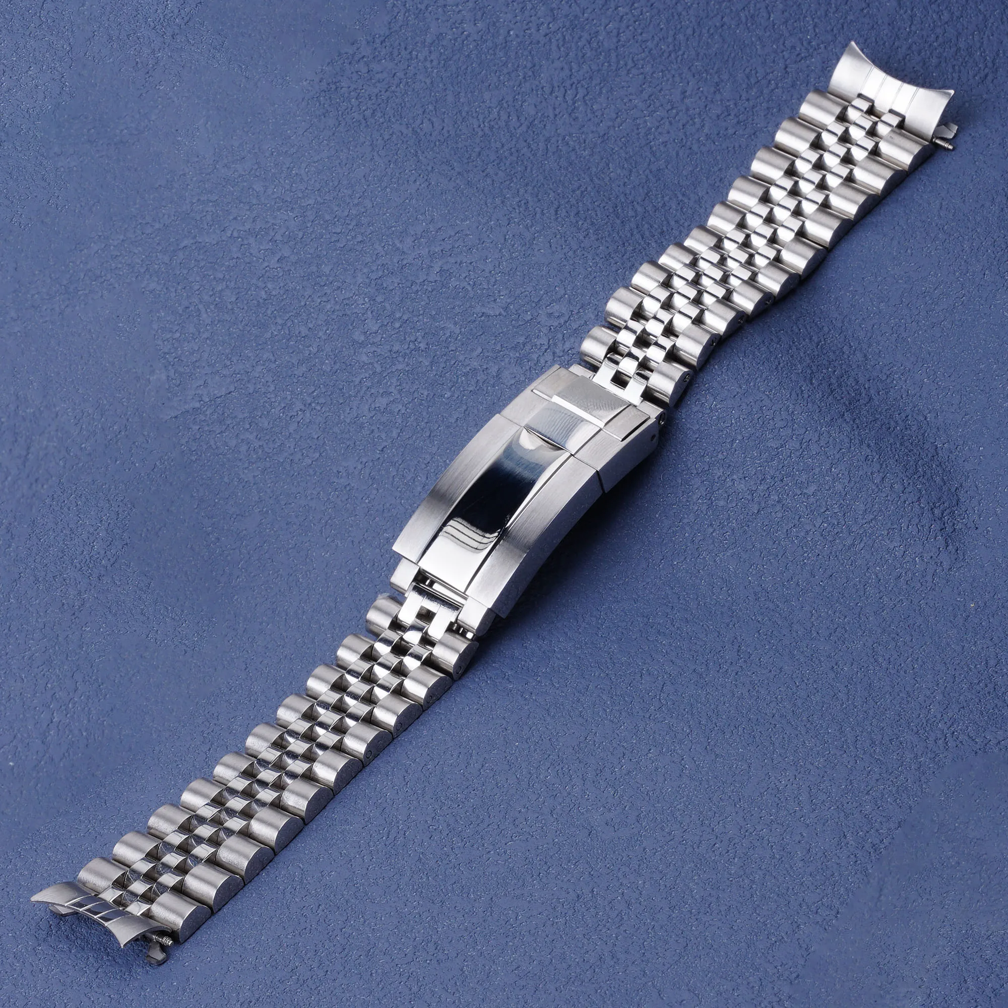 

Carlywet New 18mm Stainless Steel Jubilee Hollow Endband with Oyster Deployment Clasp Steel Watch Band belt For Seiko 5 SNKL23