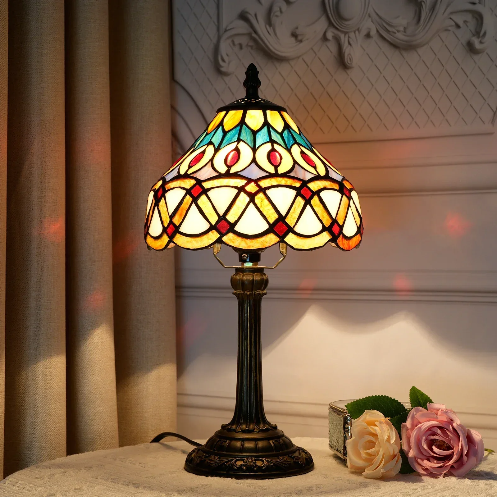 

8inch 20cm Tiffany Style Yellow Baroque Table Lamp Antique Bedside Table Light with Stained Glass Shade for Reading Decoration