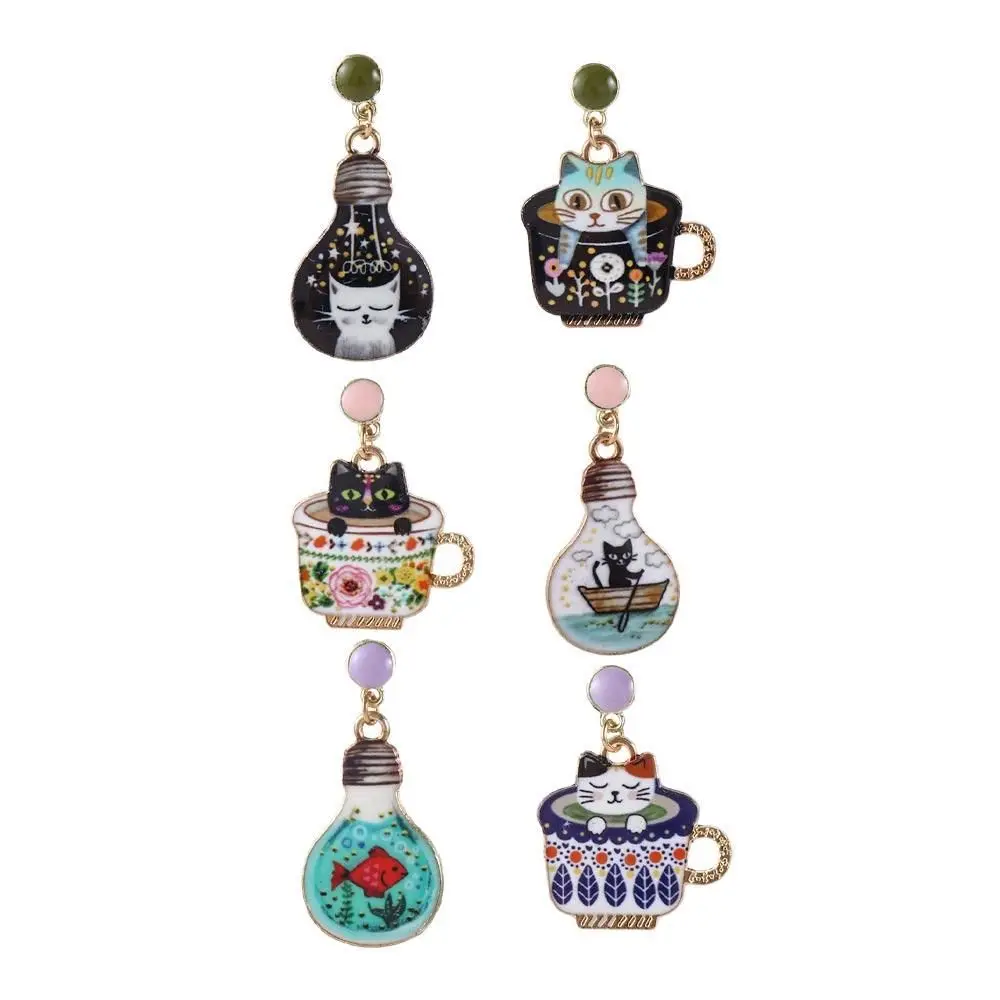 شخصية الموضة المينا المرأة لطيف كوب القط ضوء لمبة القط الحيوانات المعلقات أقراط أقراط