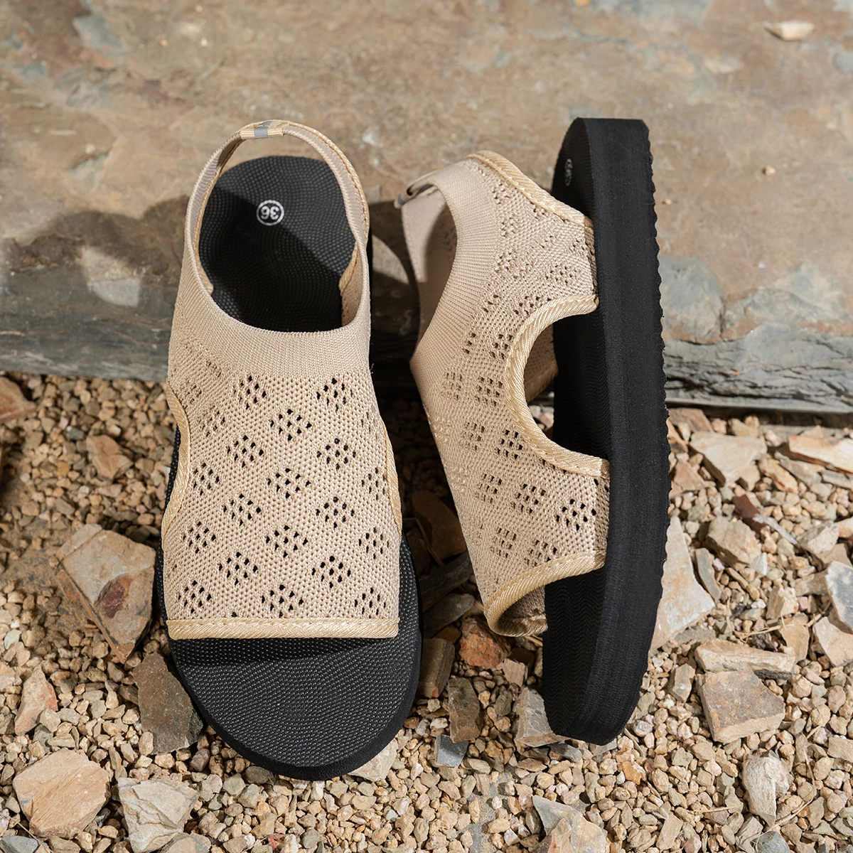 

Женские модные дышащие сандалии на плоской подошве, новые летние однотонные повседневные спортивные сетчатые пляжные сандалии на платформе с круглым носком