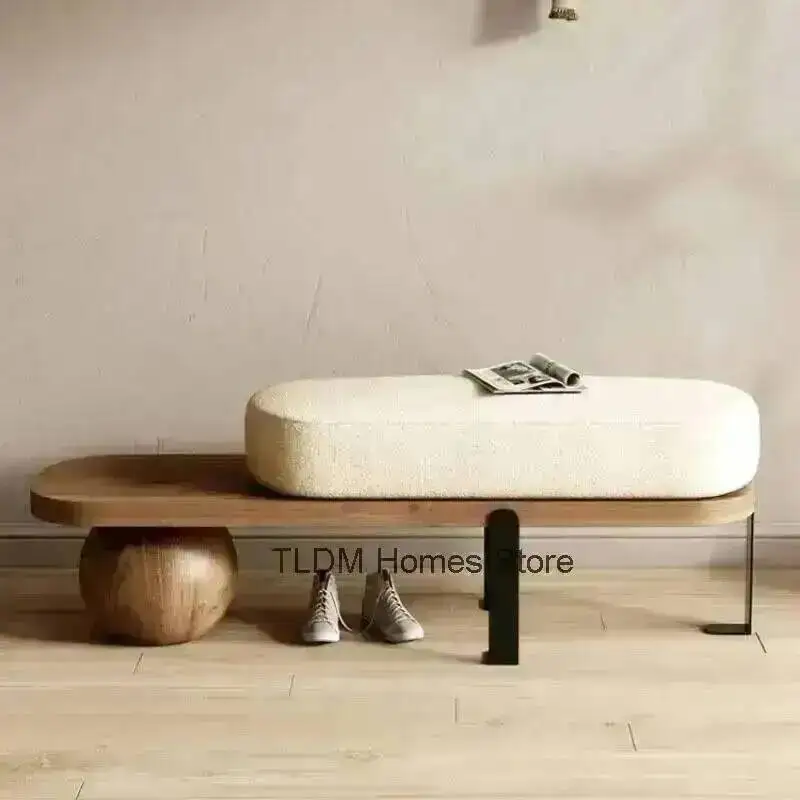 Bancs et poufs modernes en bois massif pour l'entrée, la chambre et le salon – Meubles créatifs pour la maison