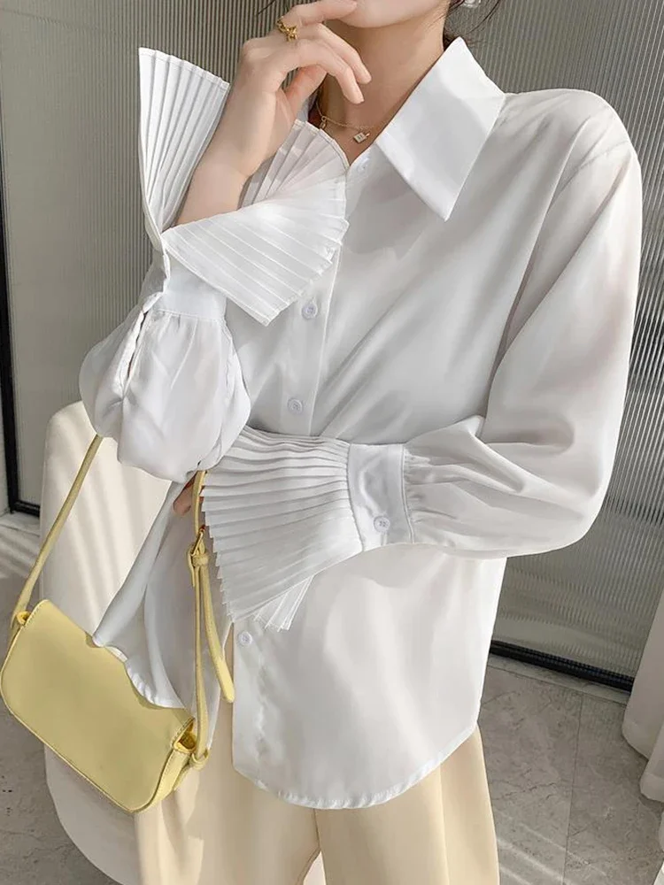 

Designed Women Flare Sleeve Women Shirts Office Ladies White Korean Fashion Fall Tops Elegant Button Up Female Shirt