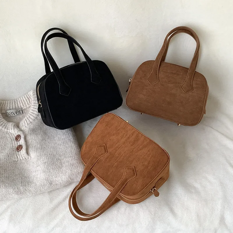 LEFTSIDE Retro Design Fashion Women Small Suede Handbag 2023 Winter Solid Color Underarm Bags Females Shoulder Bags Bolsas