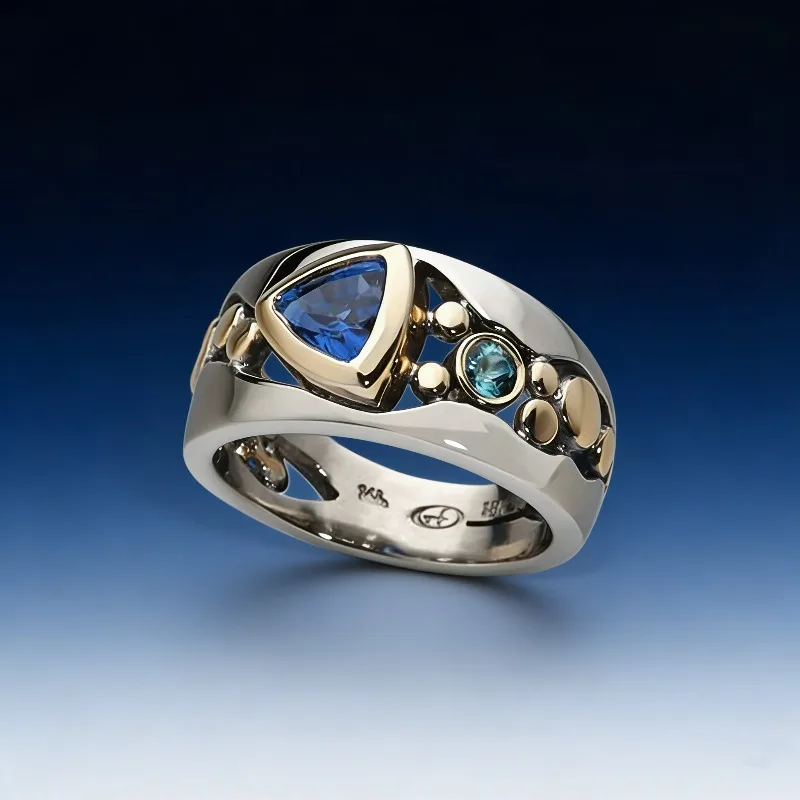 Elegant Women Silver and Gold Color Fashion Ring Hollow Out Inlaid Blue Stone Engagement Rings for Women Wedding Jewelry