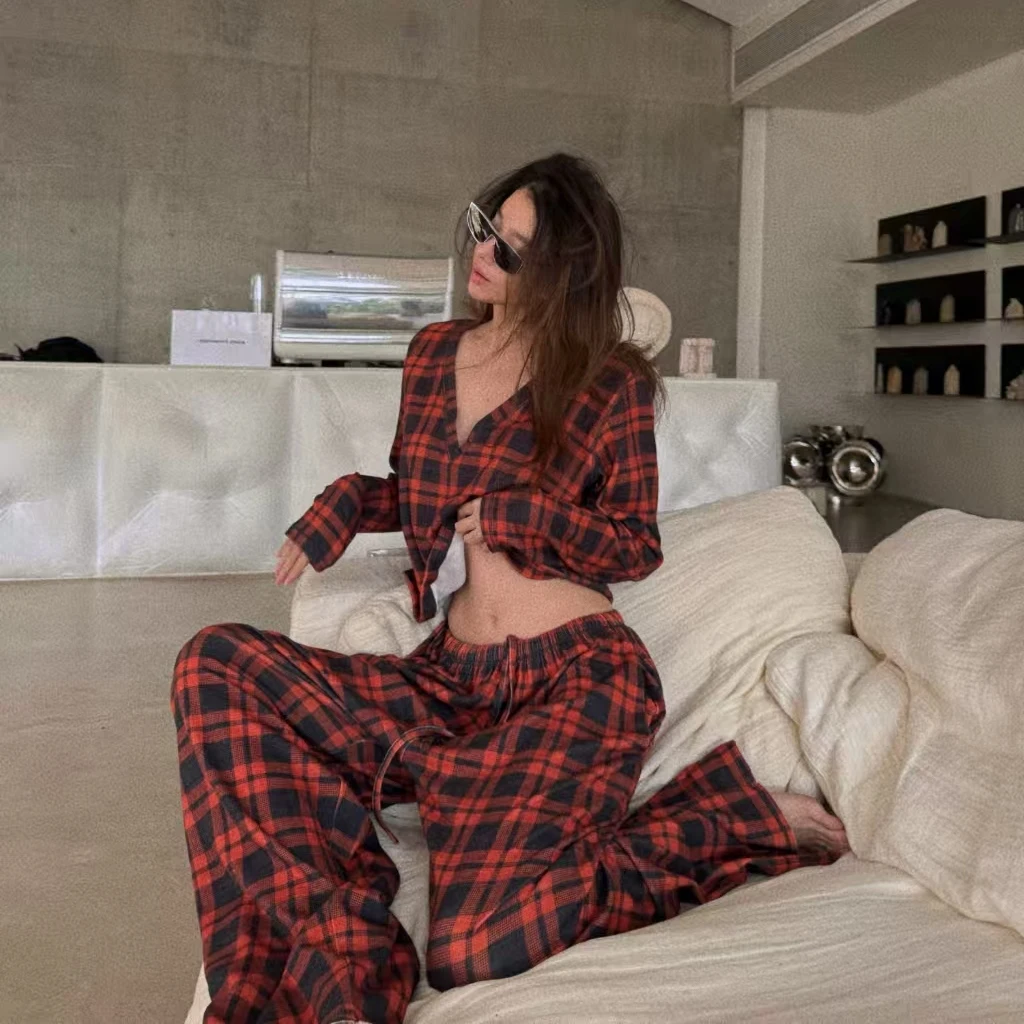 

Комплект домашней одежды XYSF: сексуальные, повседневные, красные брюки с V-образным вырезом для женщин, новинка к Новому году