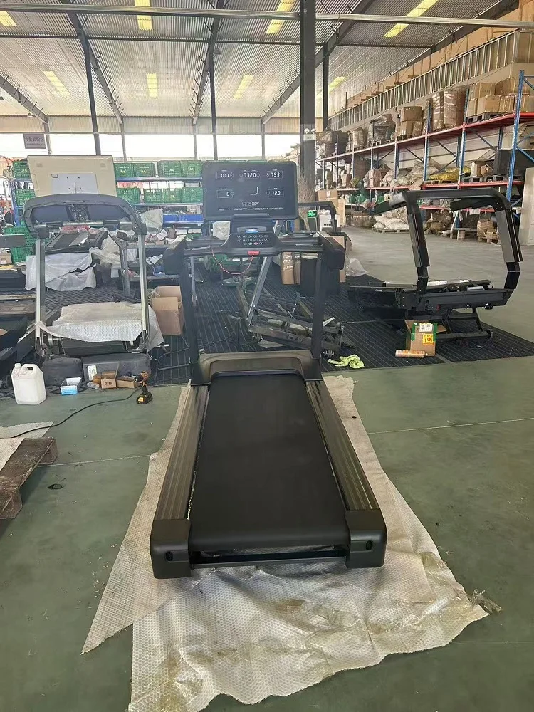 Macchina da corsa all'ingrosso Uso commerciale in palestra per carichi pesanti Popolare nel tapis roulant commerciale del centro fitness