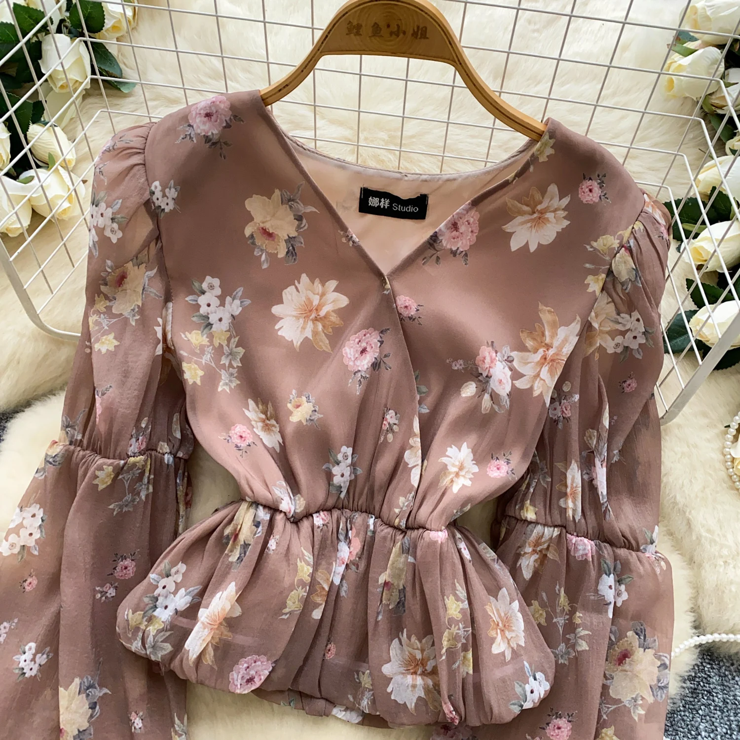 الفرنسية شيك الأزهار طباعة الخامس الرقبة فانوس كم شبكة بلوزة للنساء الخريف فضفاضة ولكن سليم صالح تصميم تنوعا الكورية Y2K #6