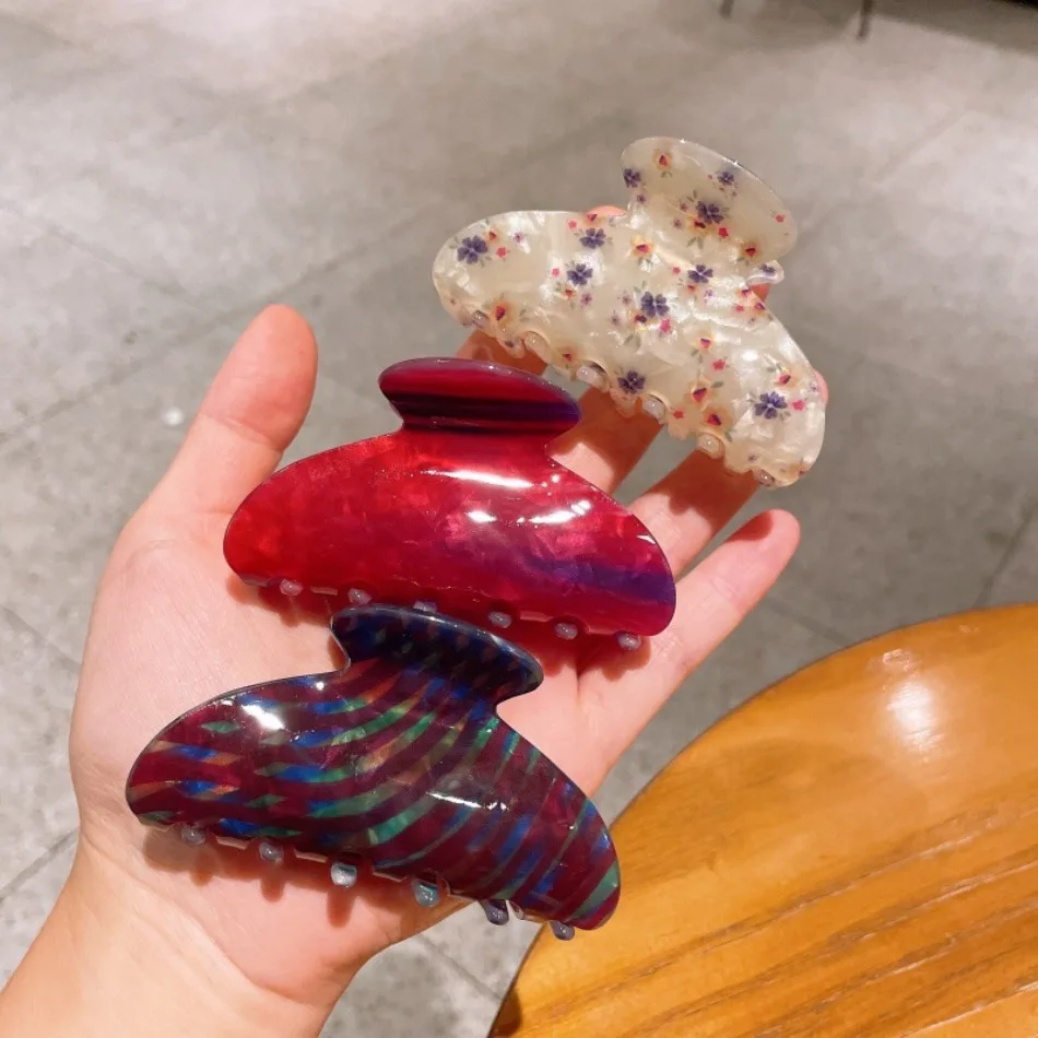 

Korean Women Girls Plastic Hair Claws Hair Clips Headwear Large Hairpin Crab Barrette Fashion Ornament Hair Accessories ZX07