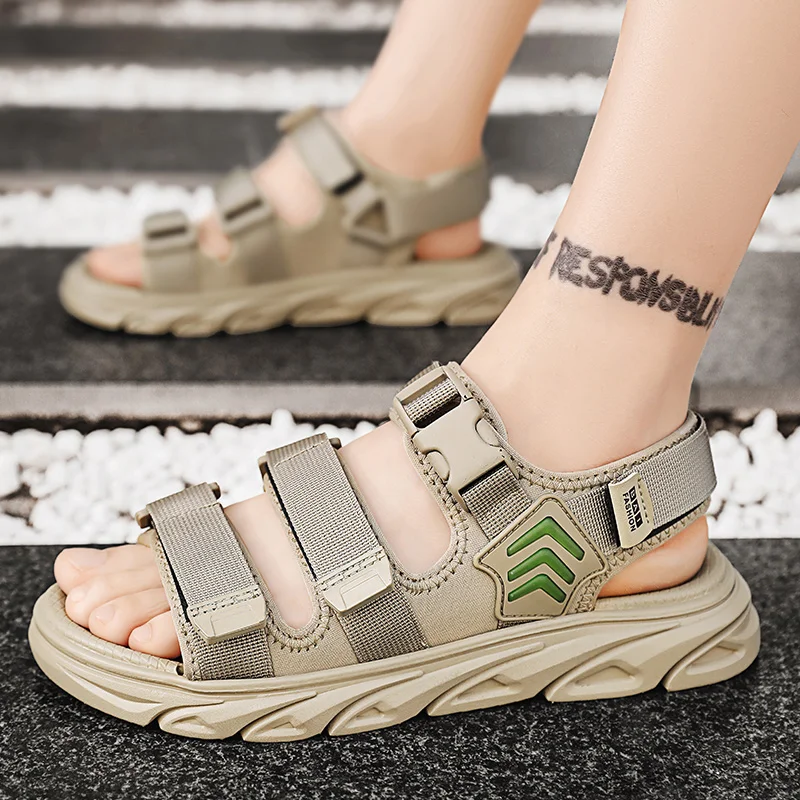 

Men's thick soled outdoor beach shoes summer breathable soft soled casual sandals fashion student slippers male walking sandals