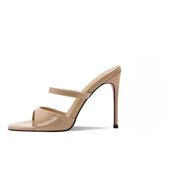New slim and round toe sexy high heels with exposed toes, nude soft patent leather sandals for wearing as slippers