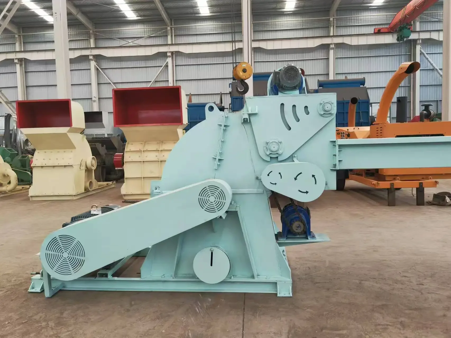 Multifunctional Chipper Shredder Sawdust Making Machine Low-Cost Waste Wood Board Crusher with New Engine Hammer Grinding Mill