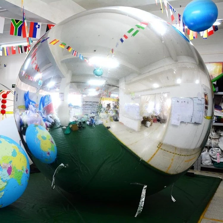 Silver mirror ball decorative props reflective refraction mirror balloon, shopping mall pendant mirror ball decorative ball