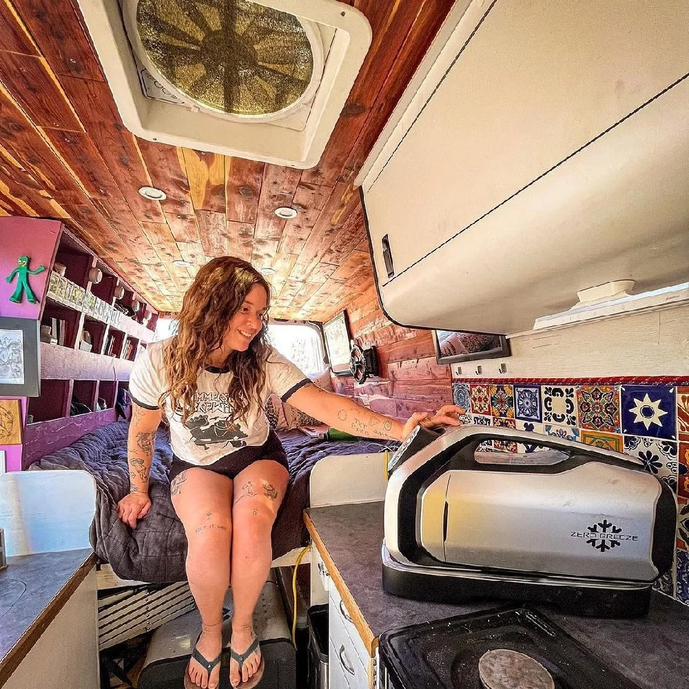 New Electric Portable Cooling Mini Air Conditioner Portable Car Air Conditioning 24V