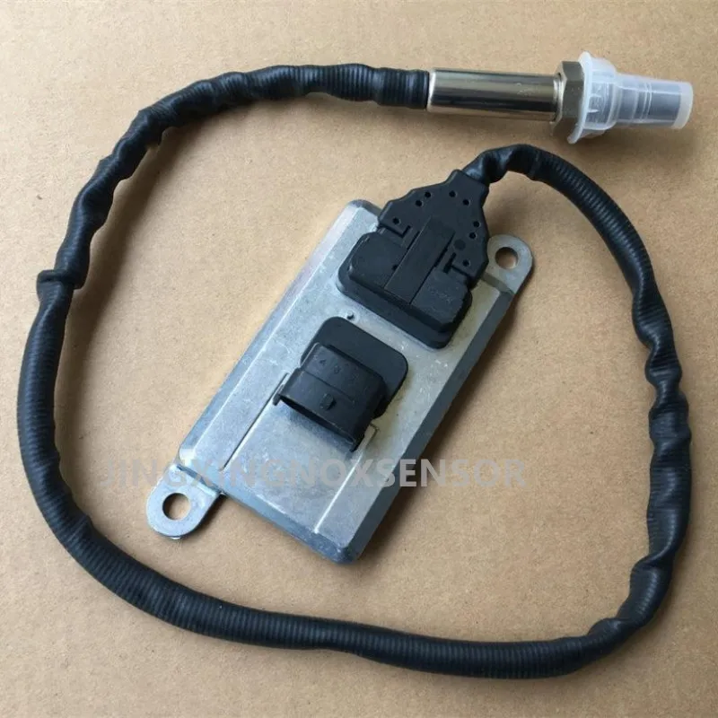 2894940/2871979/4984577/4954222/1705572 A034X847 5WK96675A Original NEW NOX Sensor/Sensor Probe For Cummins DAF CF65 LF45 EURO5