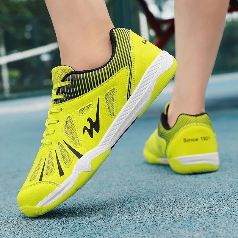 2025 New Table Tennis Shoes Comfortable, Versatile, Stylish and Durable Unisex Badminton Shoes Sports Shoes, Casual Footwear